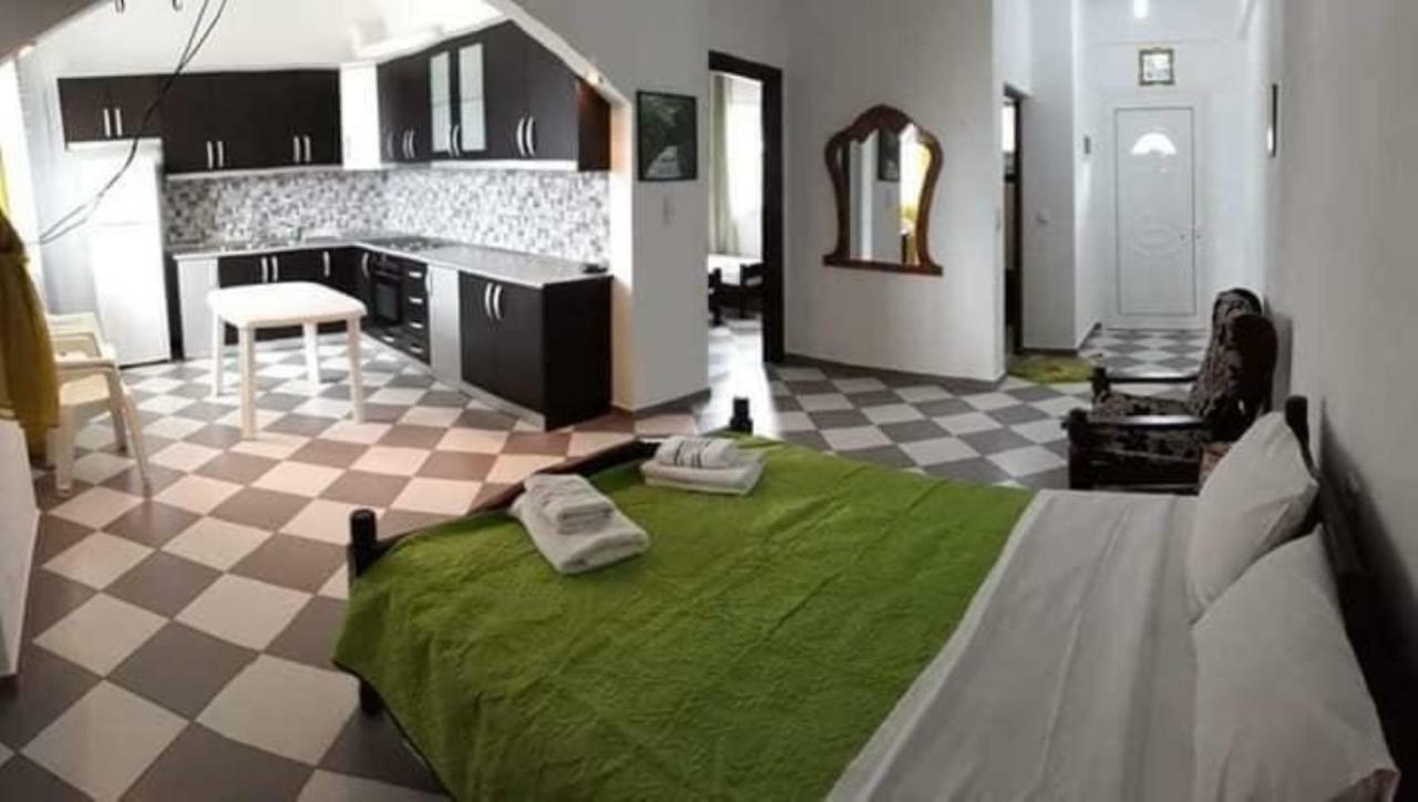 Henardi Apartments Ksamil Dış mekan fotoğraf